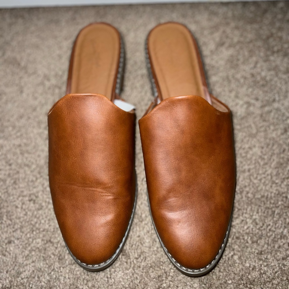 Women’s slip ons